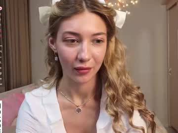 martina isseee