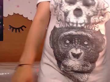 mia gomez t